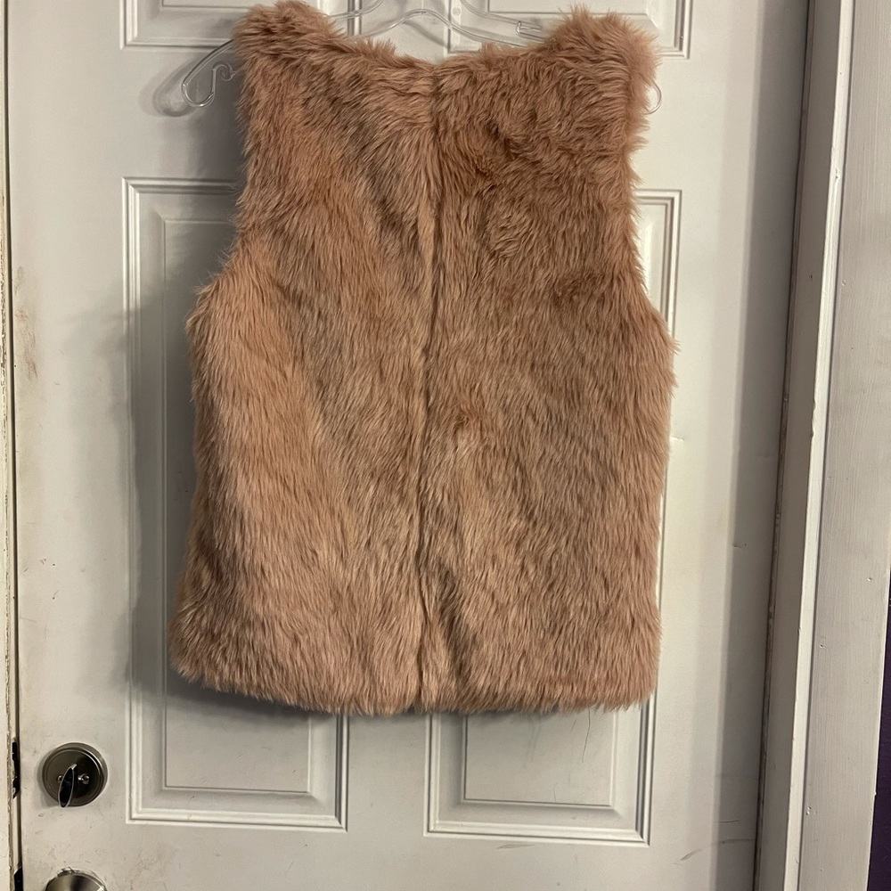 Nice vest - Picture 2 of 3